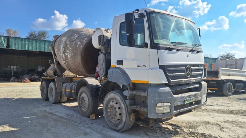 Mercedes-Benz 3535 Axor Concrete / Cement Mixer Truck ( 8m3 ) Newta 2026-0012
