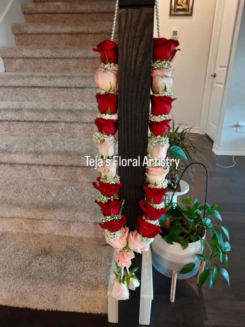 Peach & Red Rose Garland