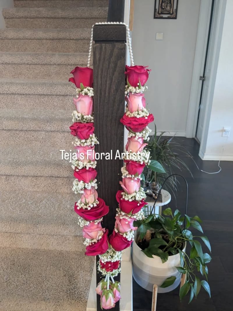Red & Pink Rose Garland