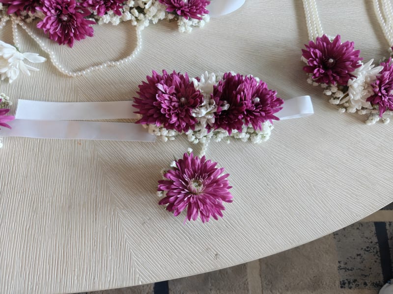 Purple Mum & Baby's Breath Jewelry Set