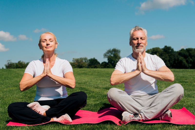 60 Minute Yoga: Bikram Yoga with Gary Olson 