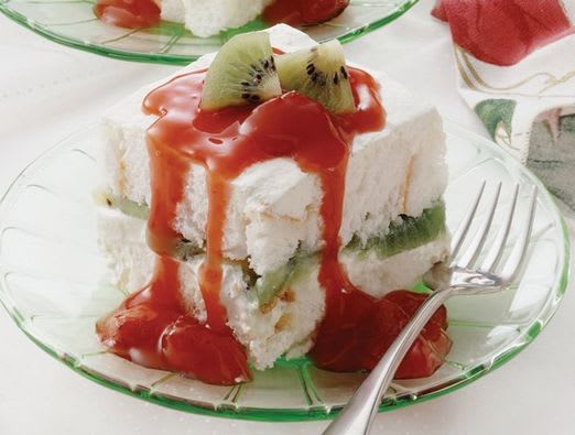 Lime Kiwi Cloud with Strawberry Sauce