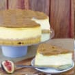 Baked caramel cheesecake