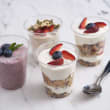 Yoghurt, muesli & fruit pot