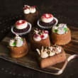 Assorted little secrets (cakes)
