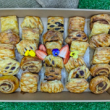 Assorted mini Danishes (2 pcs)
