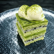 Mini Matcha green tea & roasted black sesame cake (12 pcs)