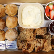 Scones & banana bread box (16 pcs)