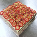 Strawberry, Cream & Pistacchio Cake