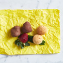 Chocolate or vanilla glazed choux