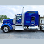CNB Trucking LLC logo