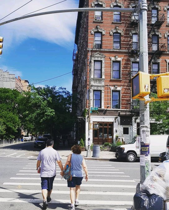 Rent an apartment to tourists for a day through Your Price Booking | Alphabet City, Manhattan, New York City, USA