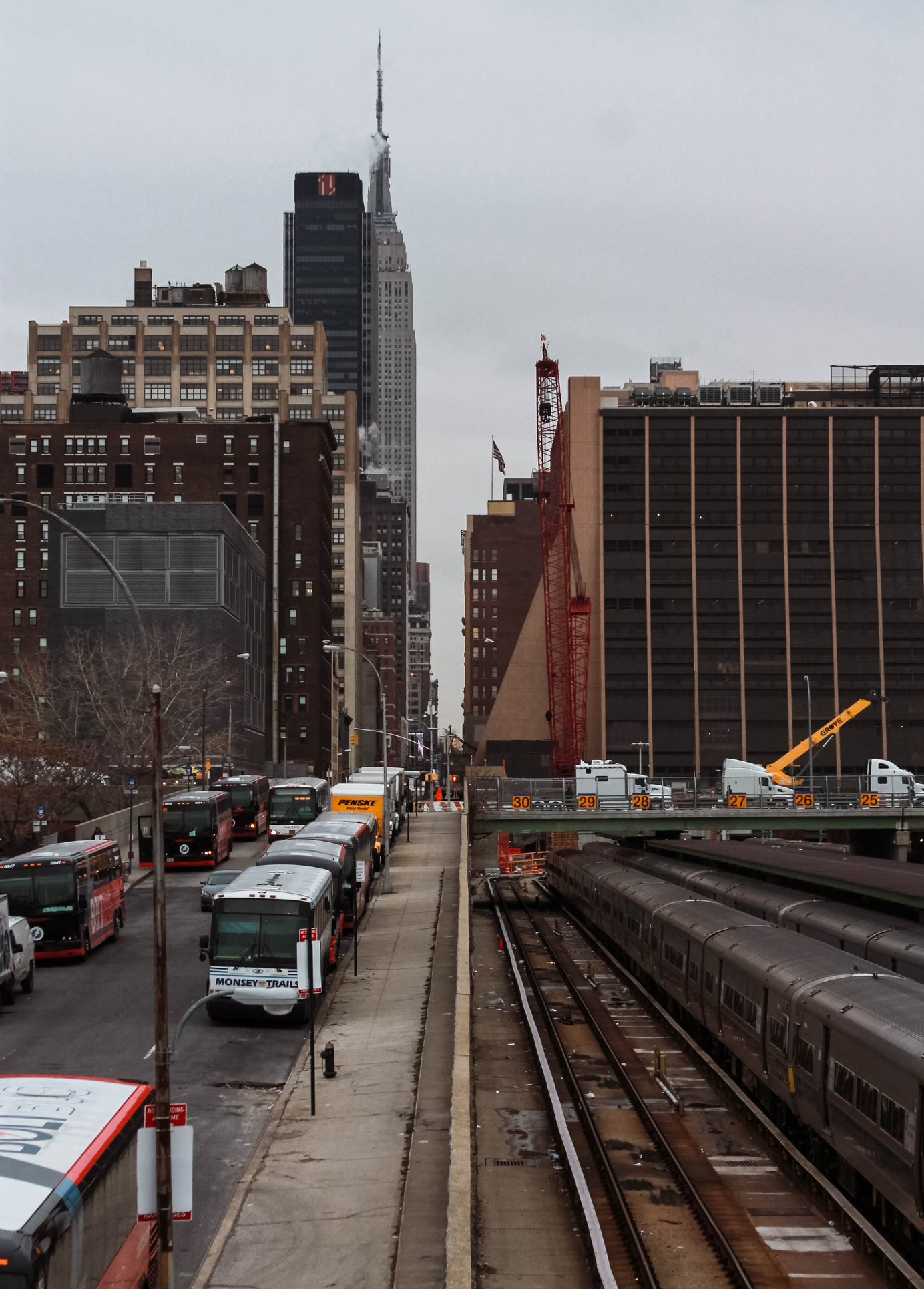 Rent an apartment to tourists for a day through Your Price Booking | Hudson Yards, Manhattan, New York City, USA