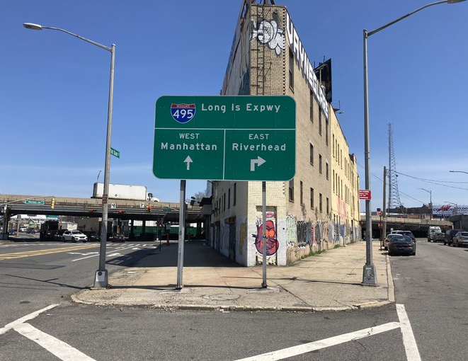 Rent an apartment to tourists for a day through Your Price Booking | Blissville, Queens, New York City, USA