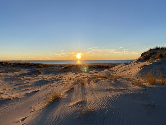 Rent an apartment to tourists for a day through Your Price Booking | Breezy Point, Queens, New York City, USA