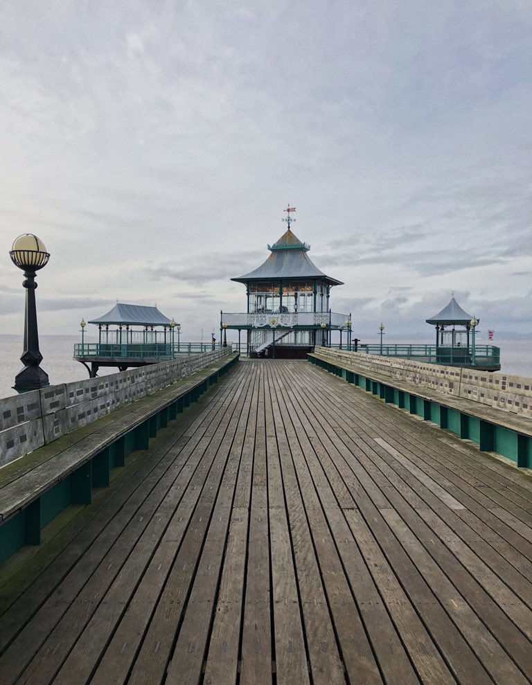 Rent an apartment to tourists for a day through Your Price Booking | Midland Beach, Staten Island, New York City, USA