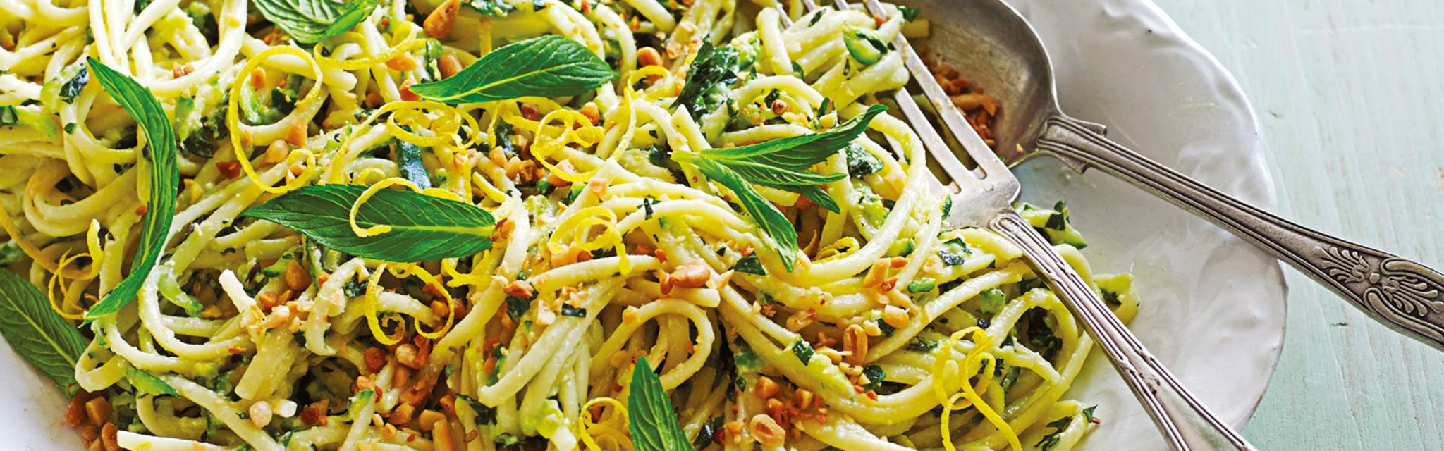 4655 zucchini ricotta and mint linguine 1600x1600px