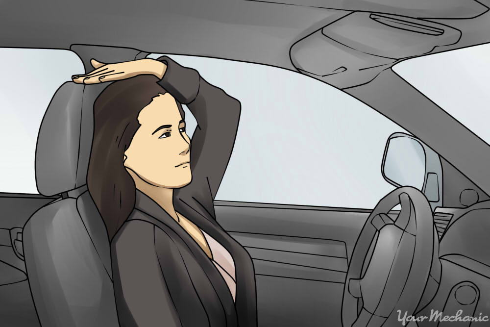 女人检查头枕位置