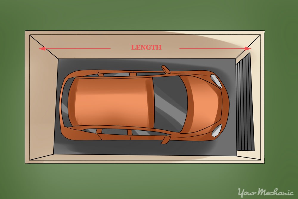 overhead of garage with measurements