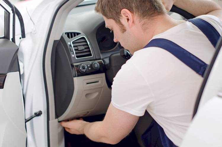 How To Find The Keyless Code On A Ford Explorer Or Mercury Mountaineer Yourmechanic Advice