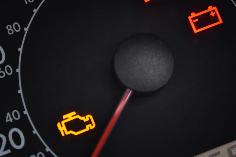 maling Trin Gør alt med min kraft Is It Safe to Drive With the Emissions Light On? | YourMechanic Advice