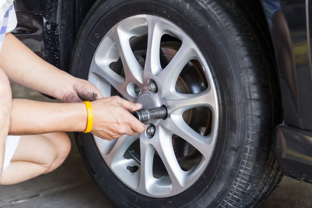 lug nuts on tires