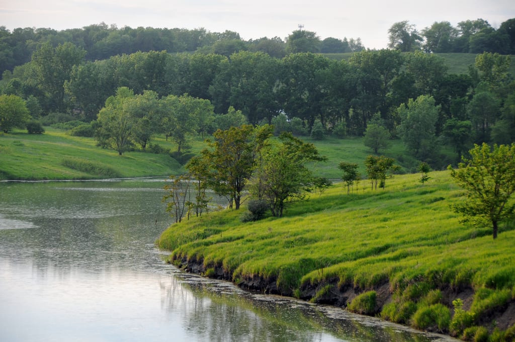 Illinois River Road