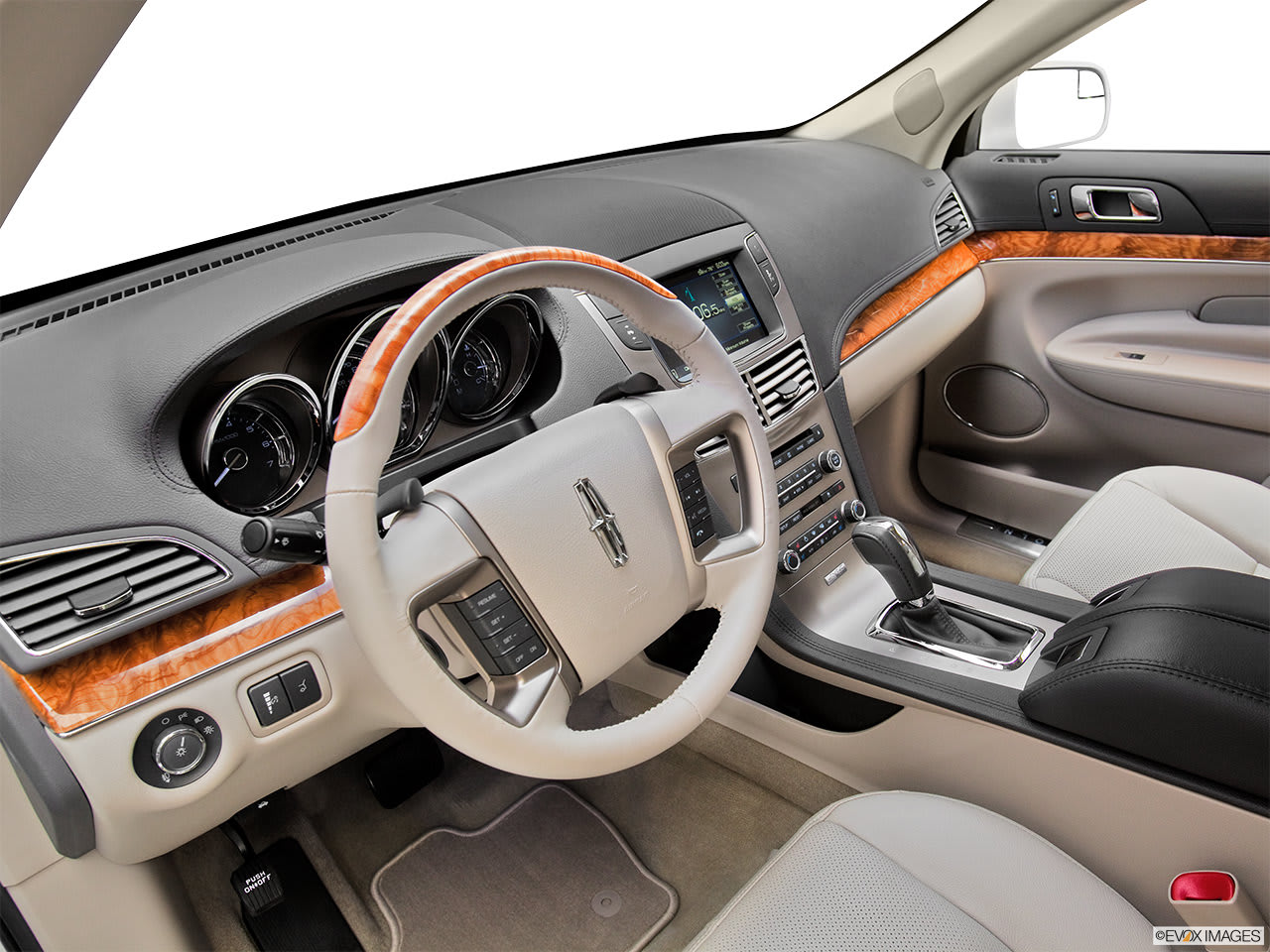 Lincoln MKT 2012 Interior