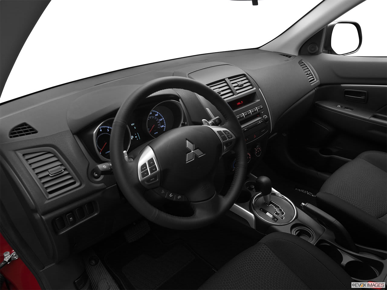 Mitsubishi outlander 2012 interior