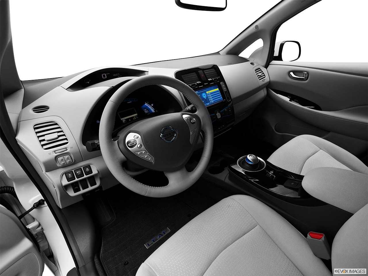 Nissan LEAF 2012 Interior