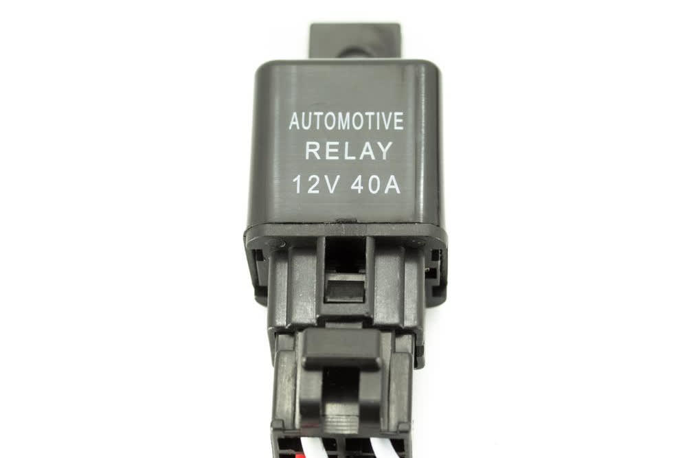 Signs of a Bad or Failing AC Compressor Relay ... short fuse box 2001 volkswagen beetle battery 