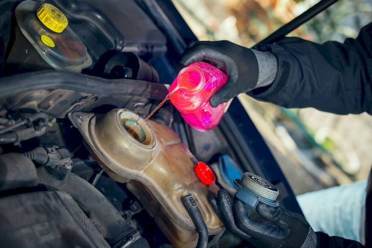 Symptoms of low coolant top
