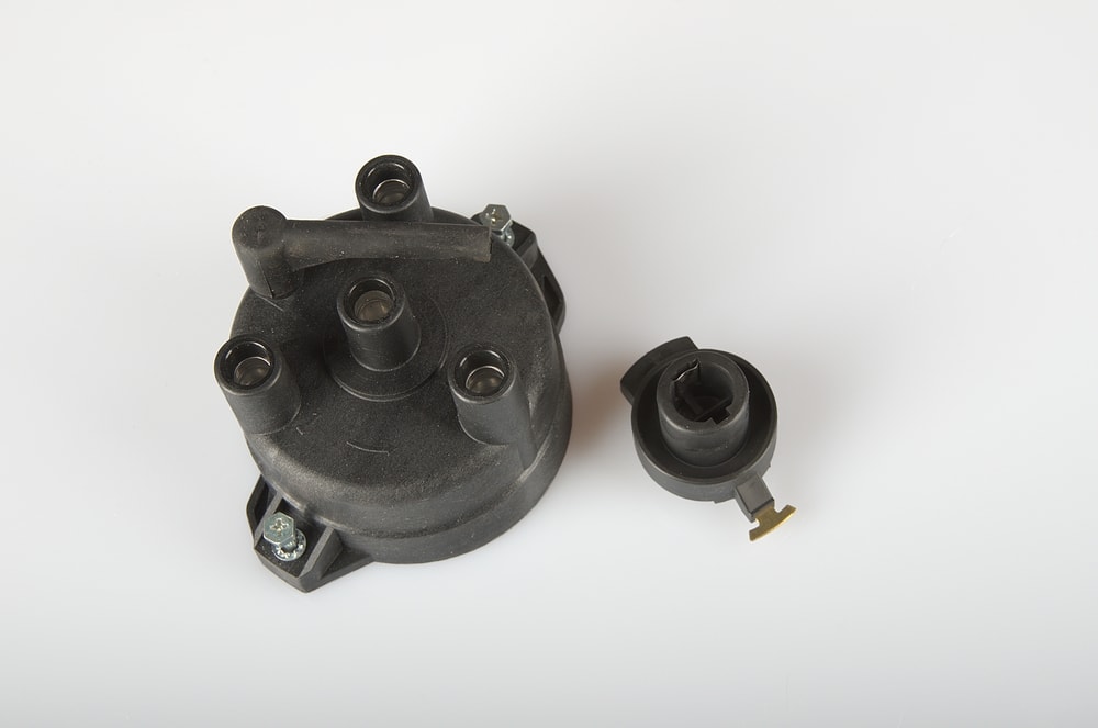 Symptoms Of A Bad Or Failing Distributor Rotor And Cap Yourmechanic Advice