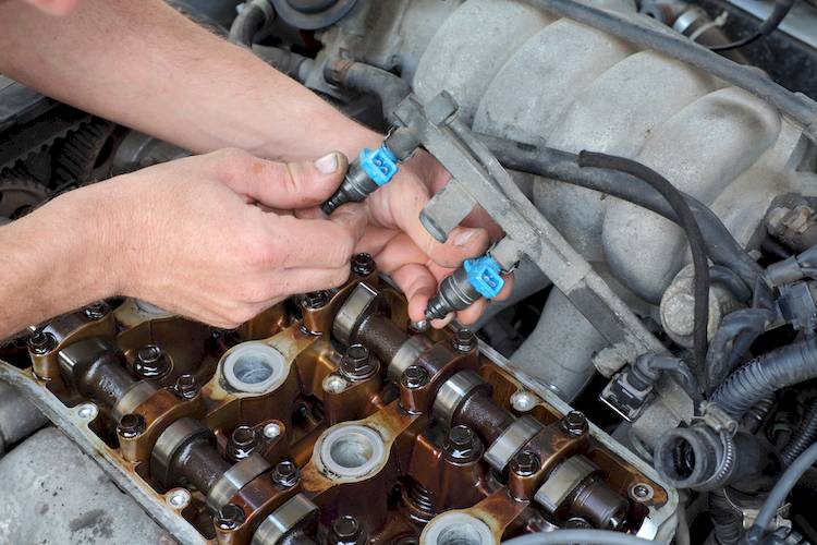 Symptoms Of Bad Or Failing Fuel Injection Lines Yourmechanic Advice