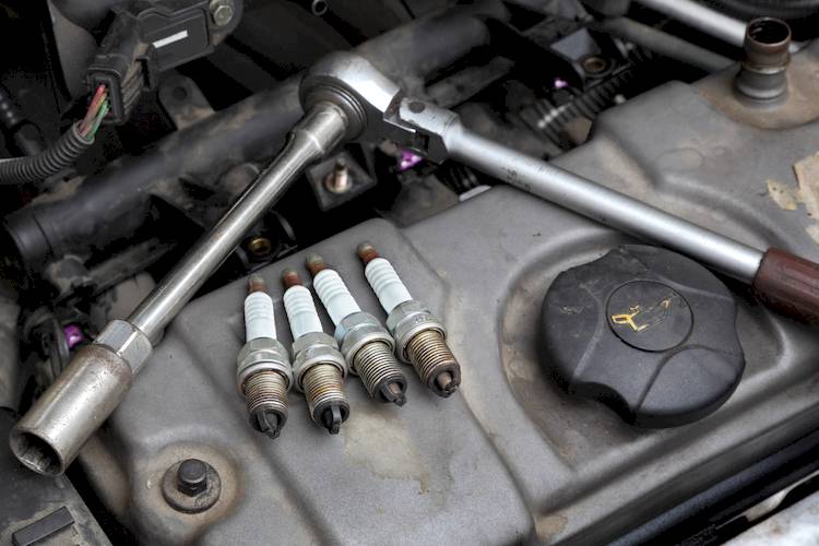 Symptoms of Bad or Failing Spark Plugs