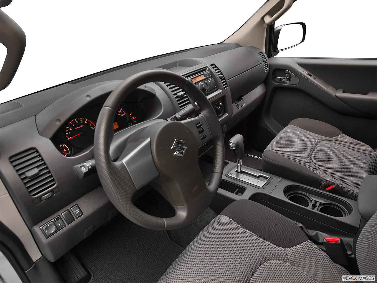 Suzuki Equator 2012 Interior