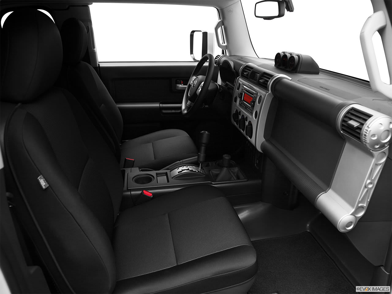 Toyota FJ cruiser 2012 interior