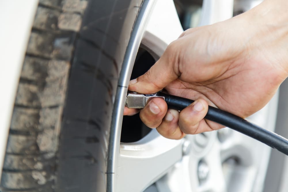 Pump air into tire best sale