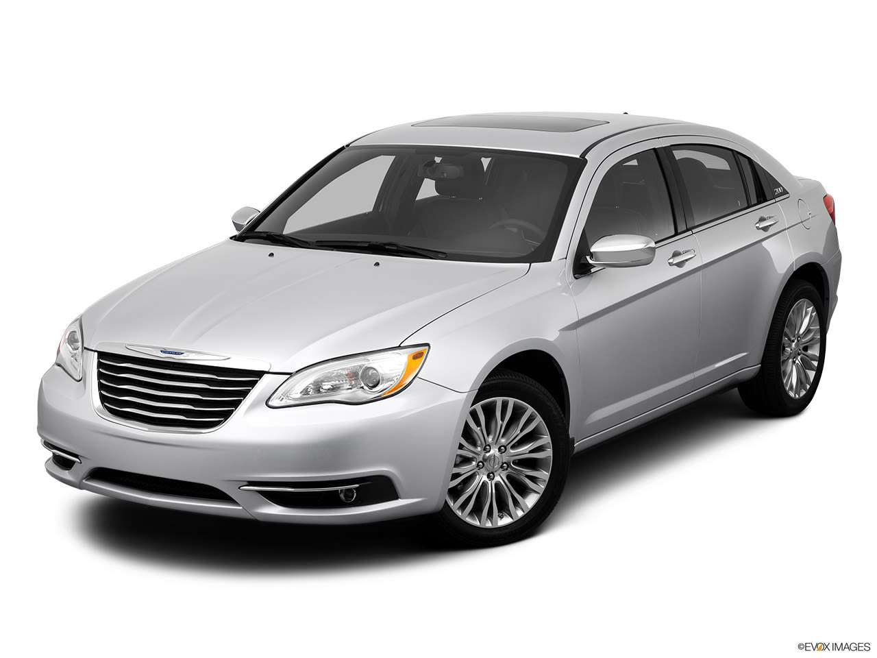 2012 chrysler 200 white