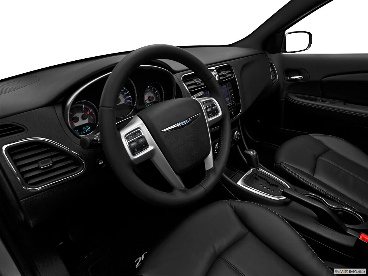 chrysler 200 2012 interior