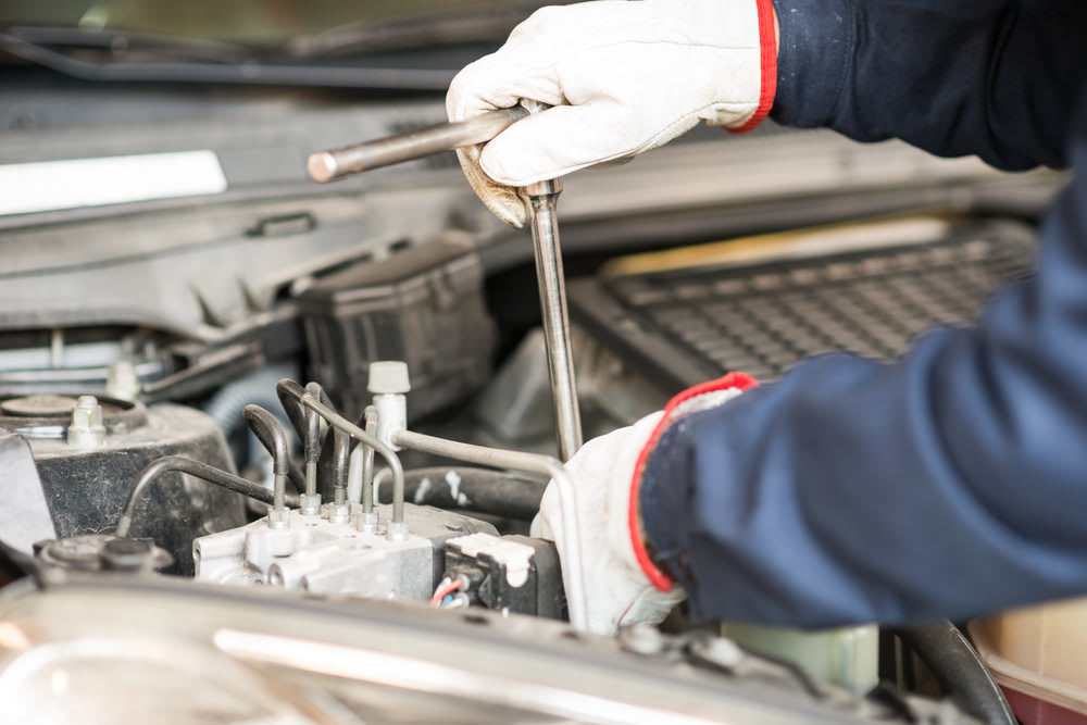 How Does a Fuel Injection Flush Work? YourMechanic Advice