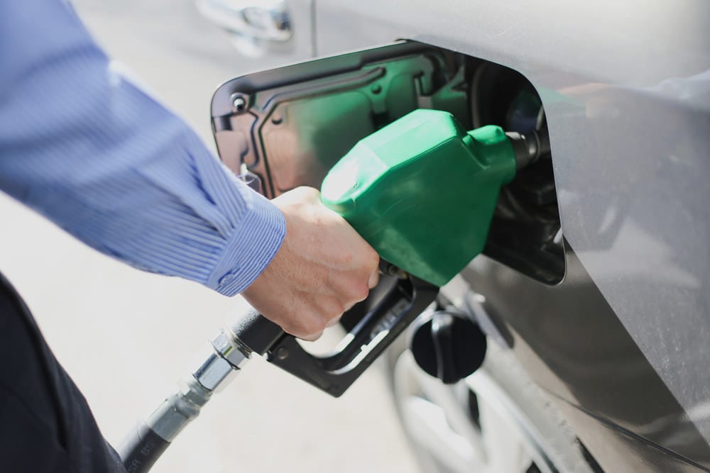 How Much Gas You Should Be Keeping in Your Tank