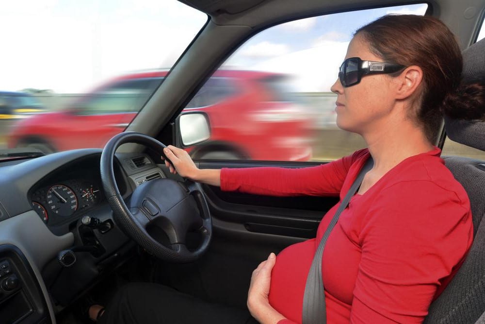 travelling during pregnancy third trimester by car
