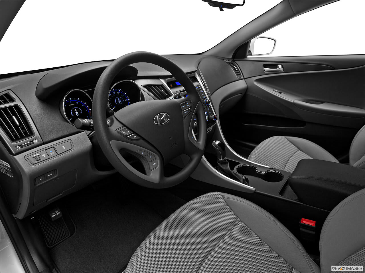 hyundai sonata 2012 interior