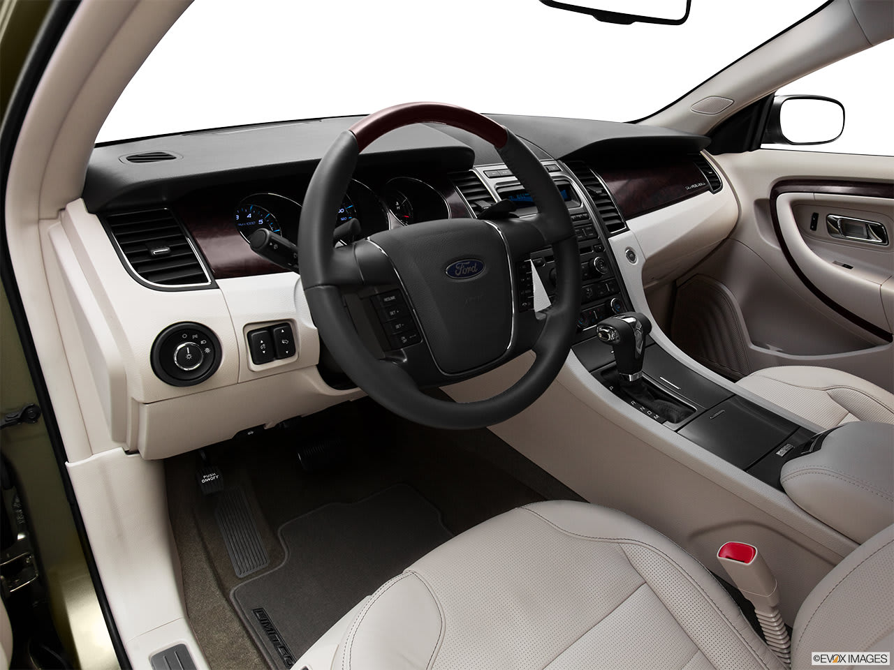 ford taurus interior 2012