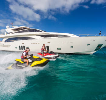 37m charter yacht Arion