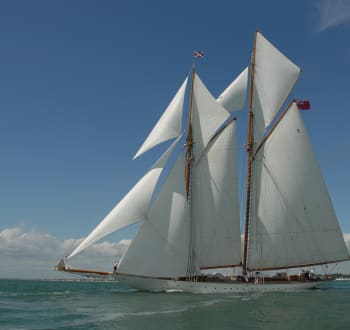 Best classic sailing yacht charters