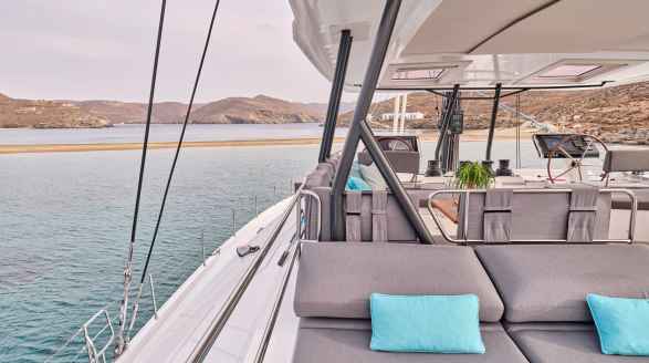 Dolly, 20m charter yacht