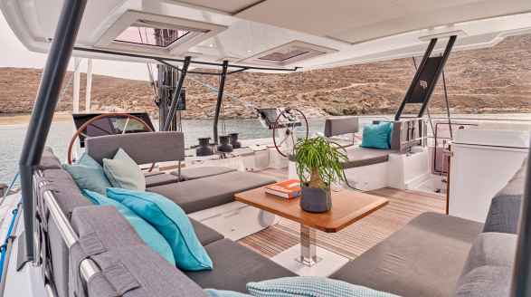 Dolly, 20m charter yacht