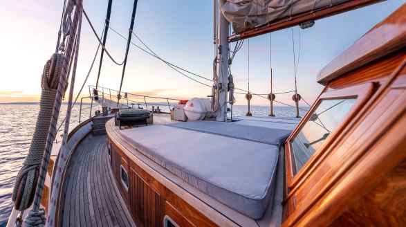 Myra, 27m charter yacht